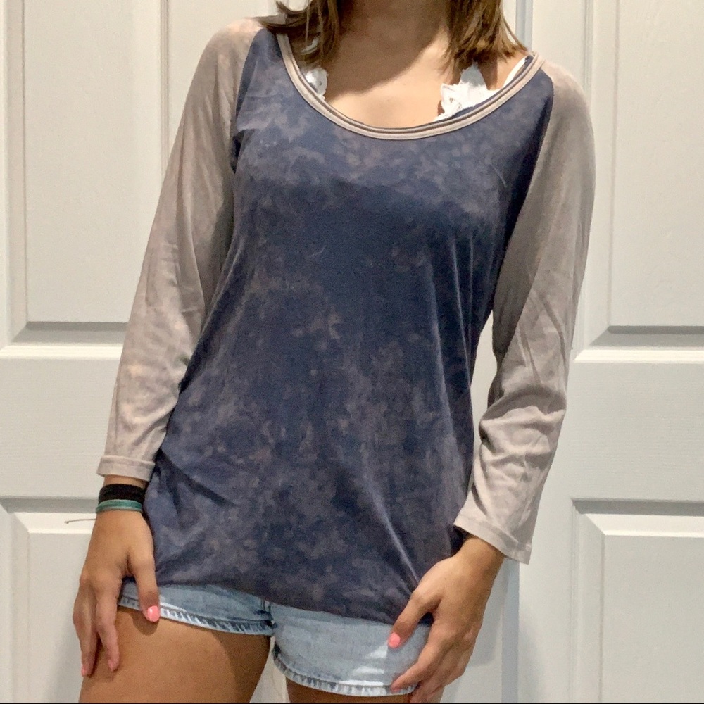 Natural Life quarter length top